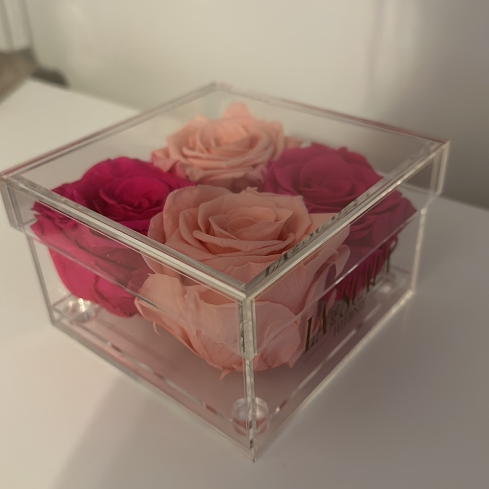 Eternal roses - Picture 3 of 4
